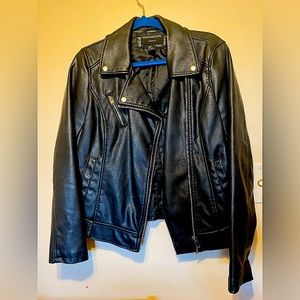 Women’s Black Leather Jacket Size M